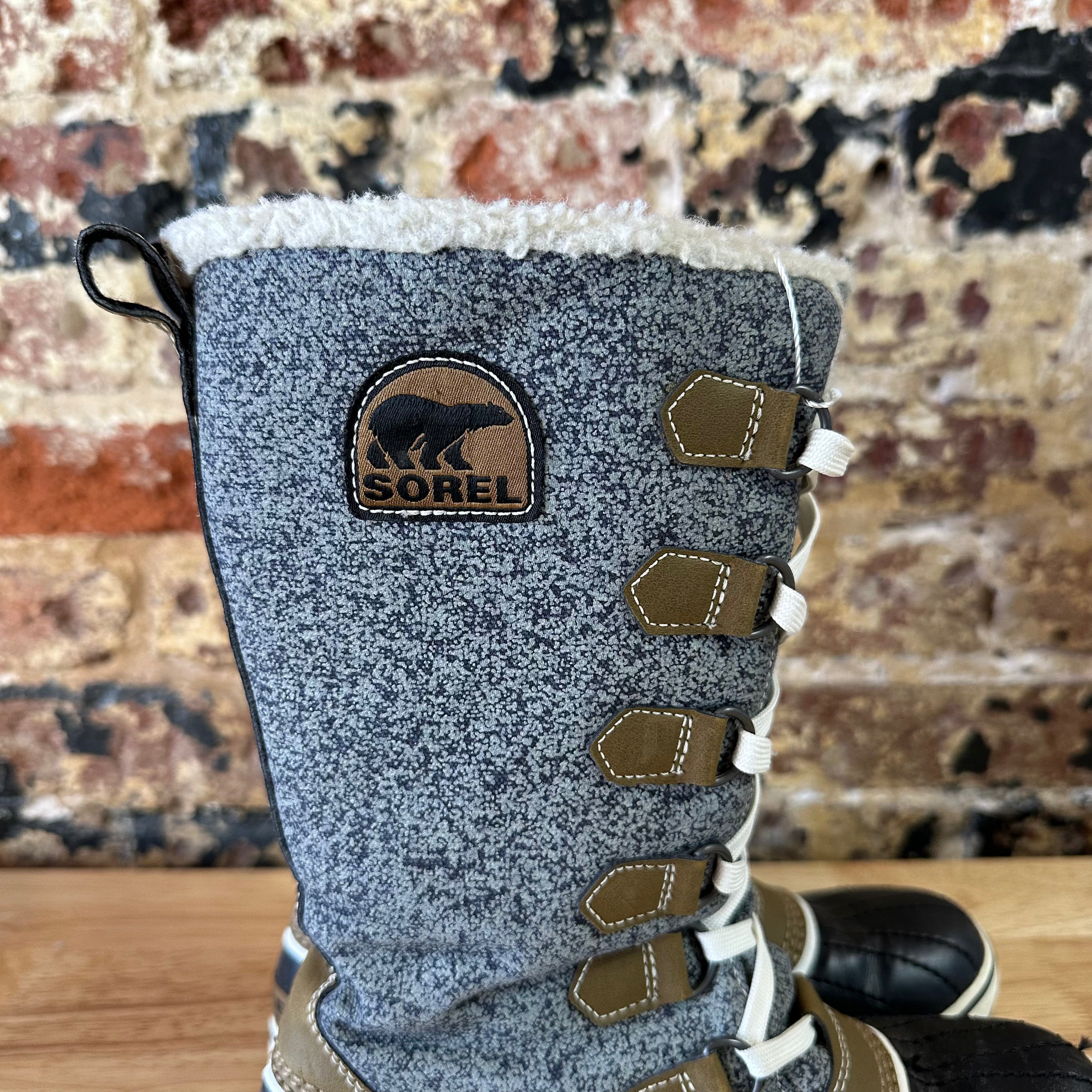 Sorel Tivoli High ll Snow Boots Woman's Winter Boot Grey Black Size 6