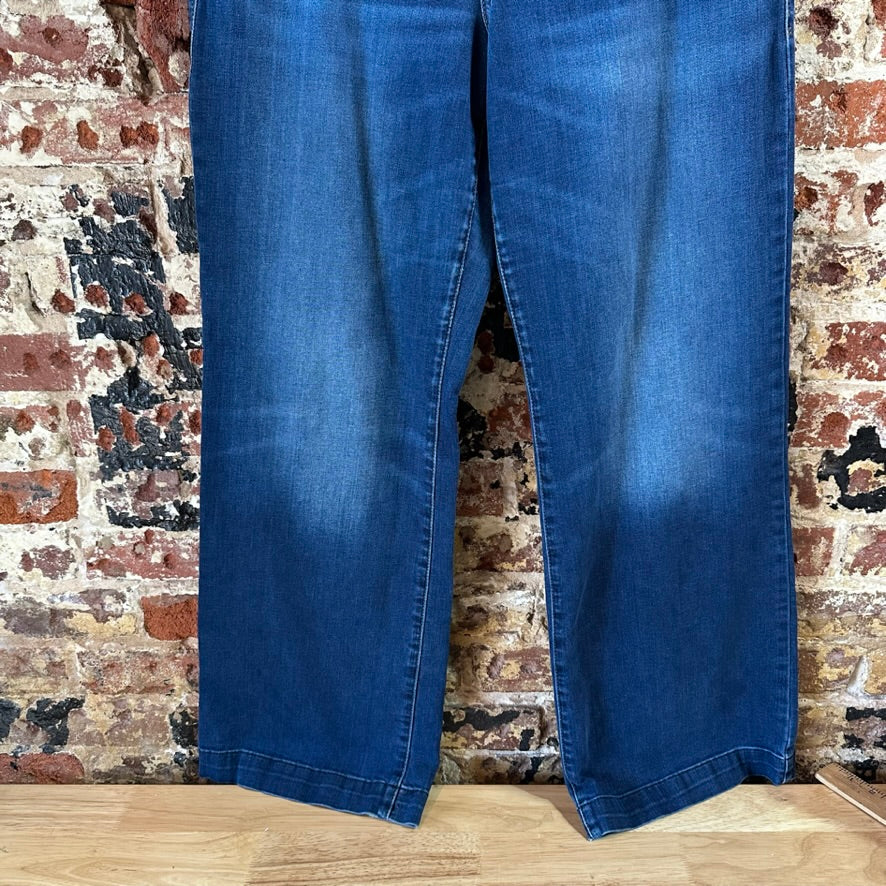 Ariat Womens 34 Trouser Jeans