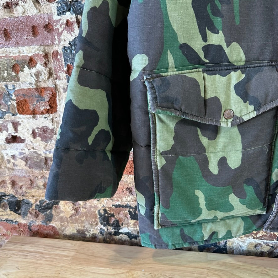 Vintage Bike Men Large Insulated Camo Hunting Jacket USA full zip