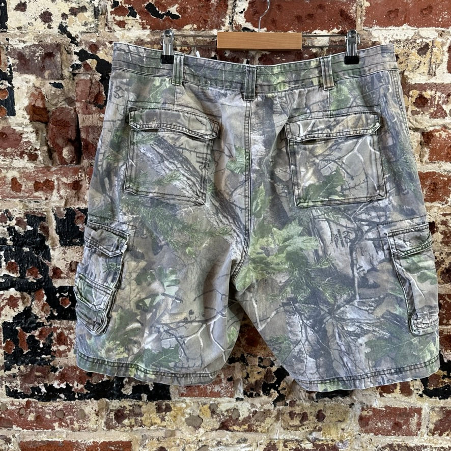 Magellan Camo Cargo Shorts Mens 40
