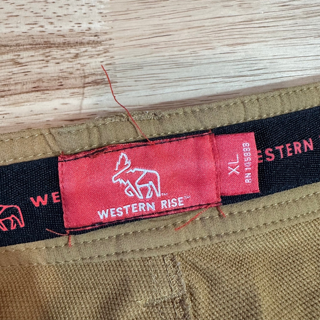 Western Rise Mens XL Brown Shorts