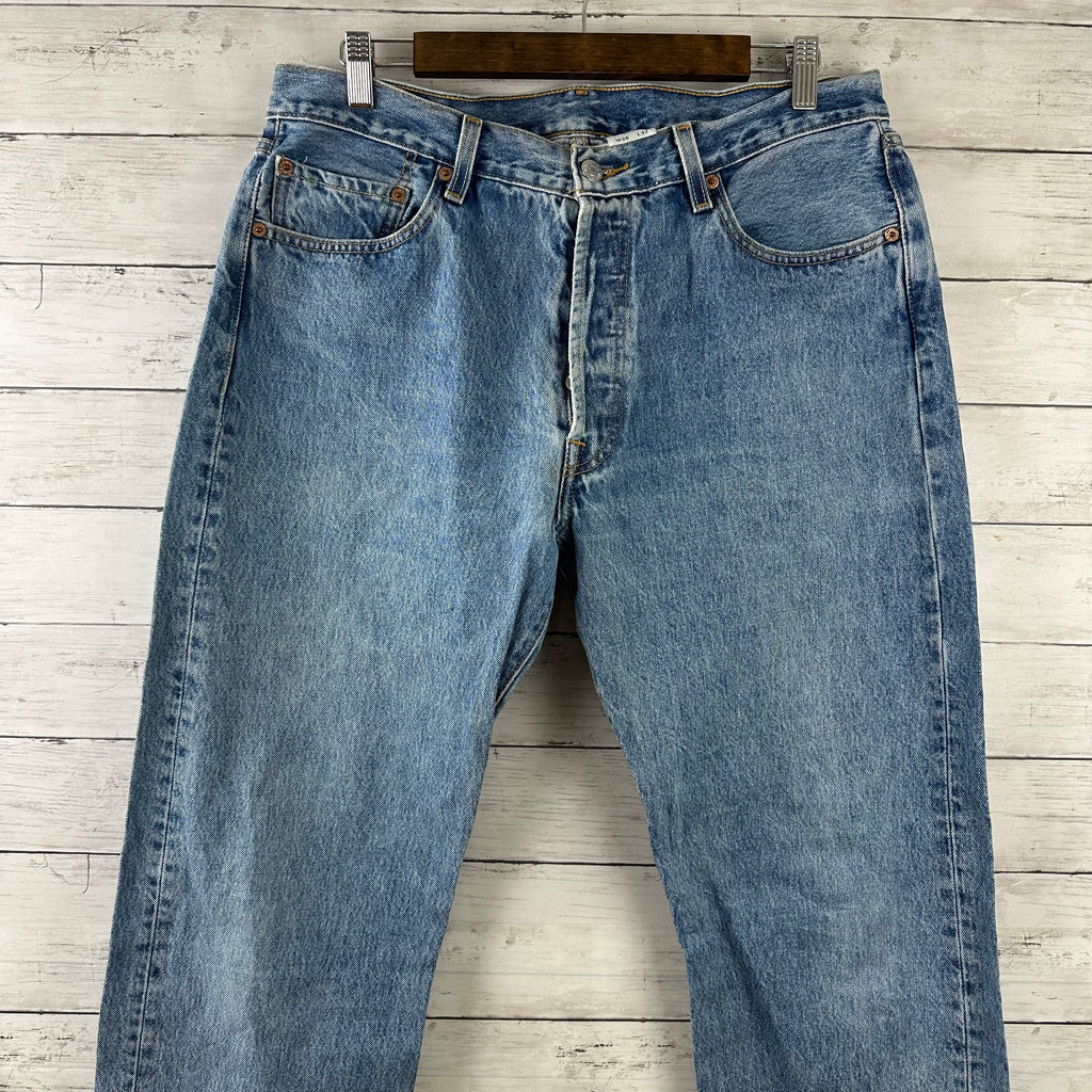 Levis 501 Jeans Mens 36x32 Straight Leg Button Fly Blue Denim