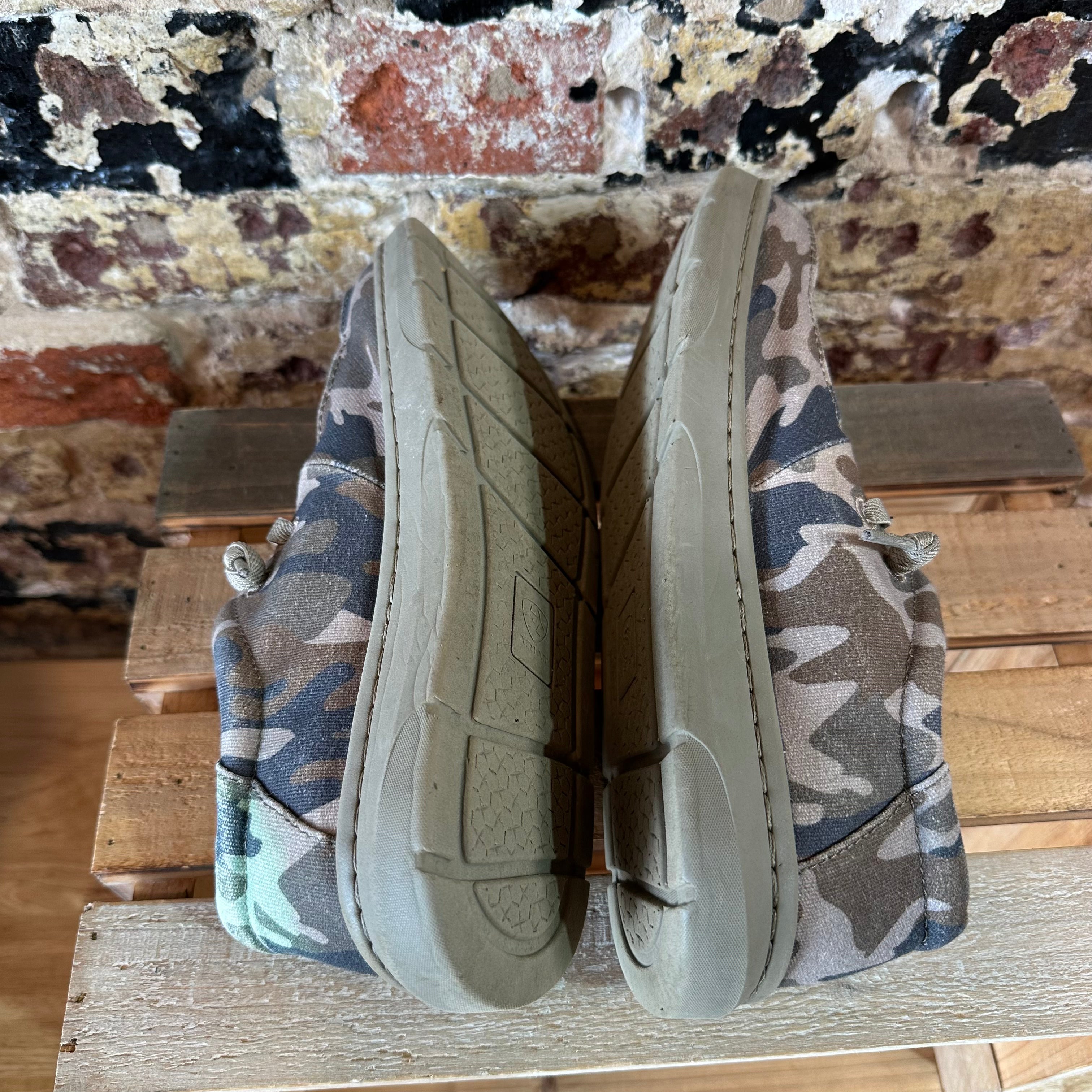 Ariat Mens 7.5 Camo Slip On Shoes