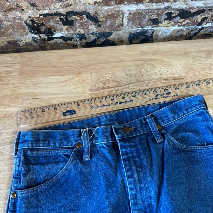 Wrangler Mens 33x36 Blue Jeans