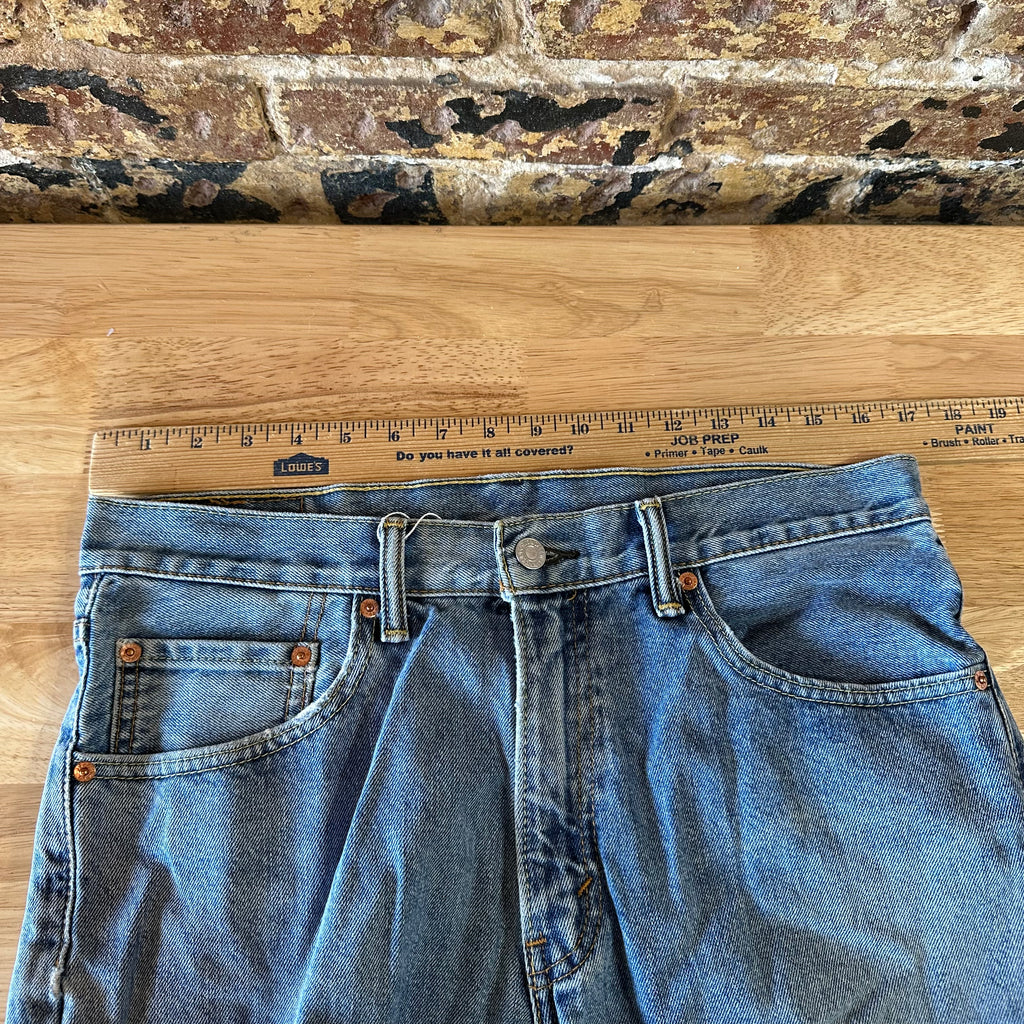 Levi's Cut Off Denim Blue High Rise Jean Shorts Womens 33 - 34x3"