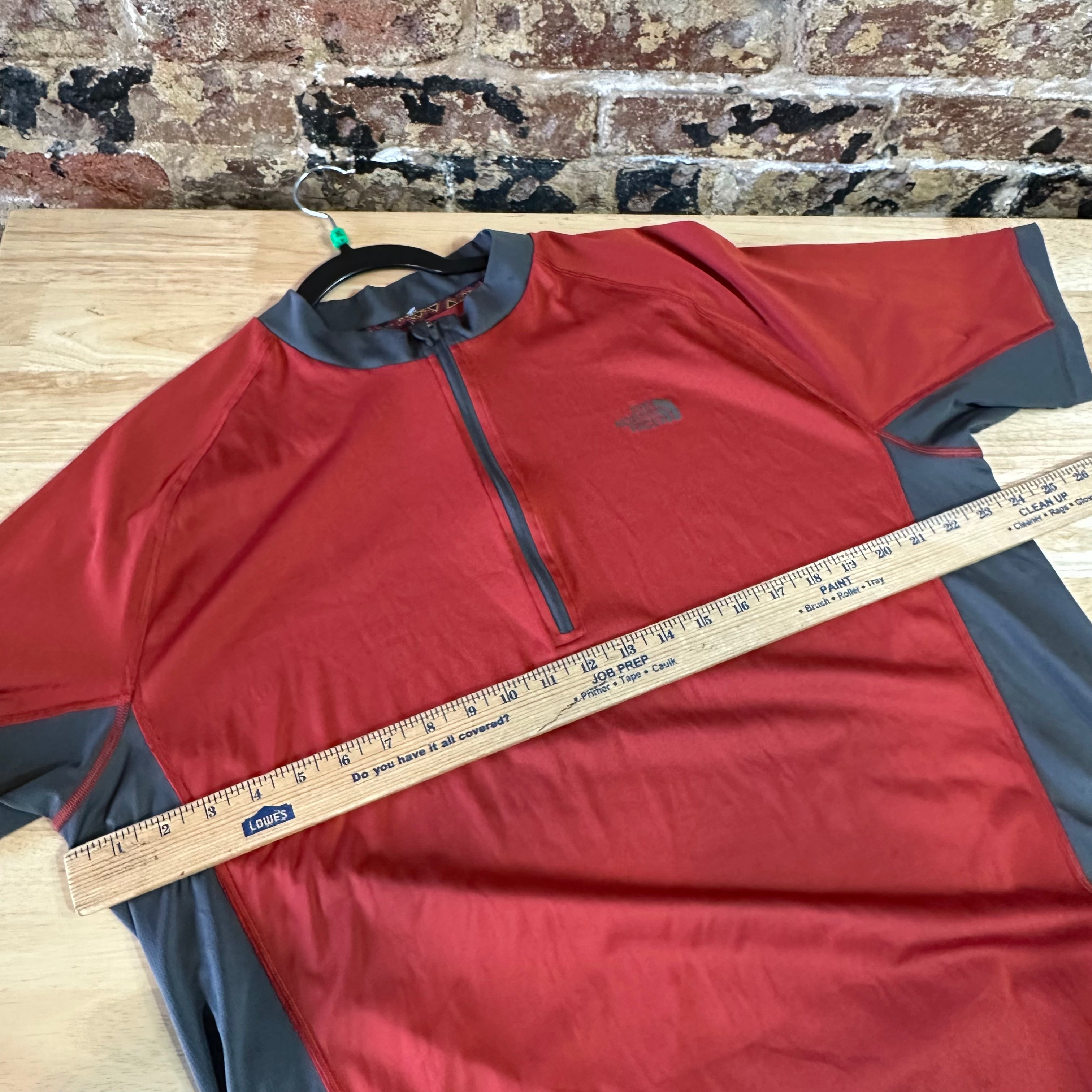 North Face Men's XL S/S Red Shirt