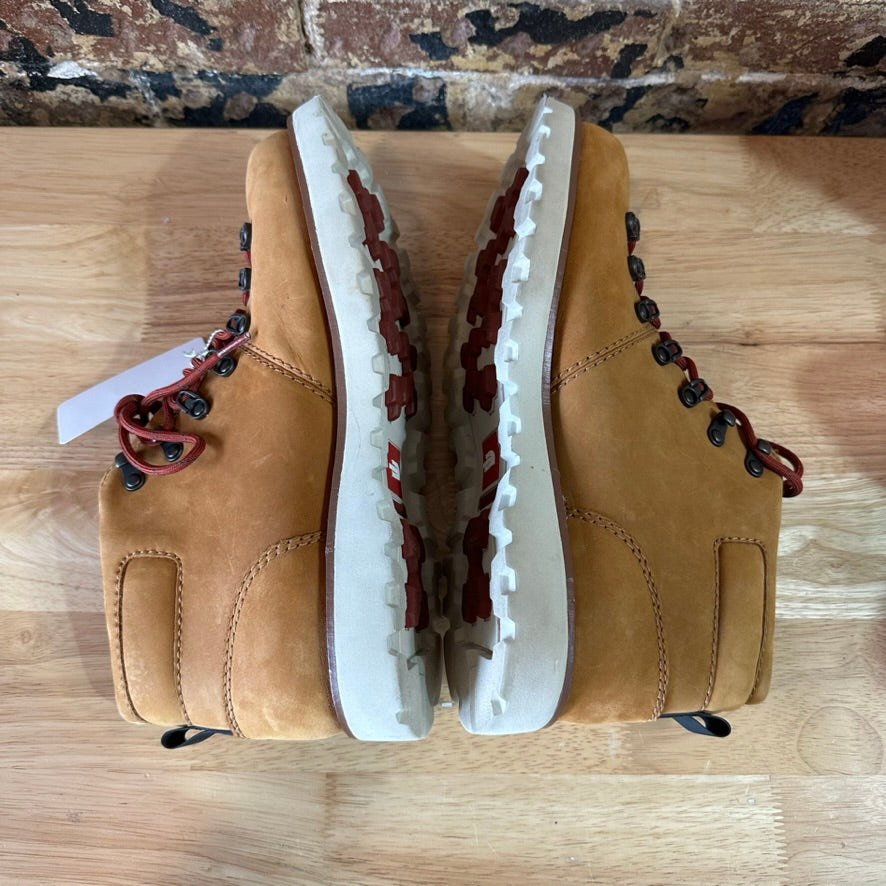North Face Mens 11.5 Brown Hiking Boots