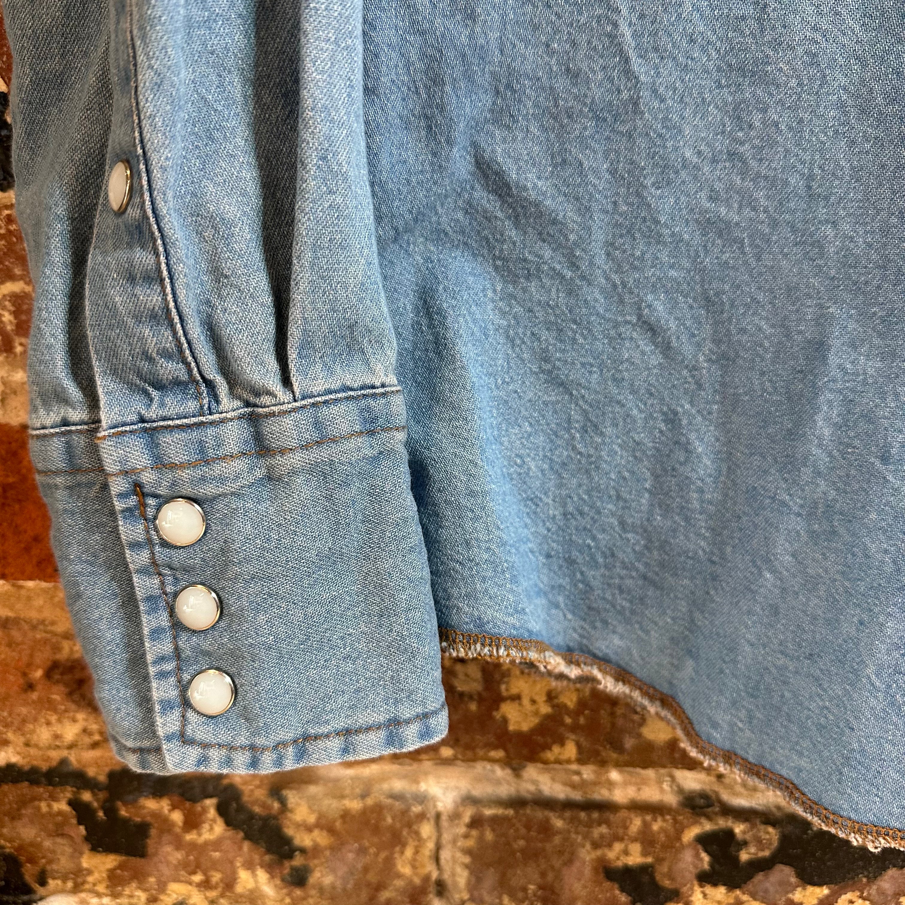 Wrangler Men's Small Blue Western Jean Shirt