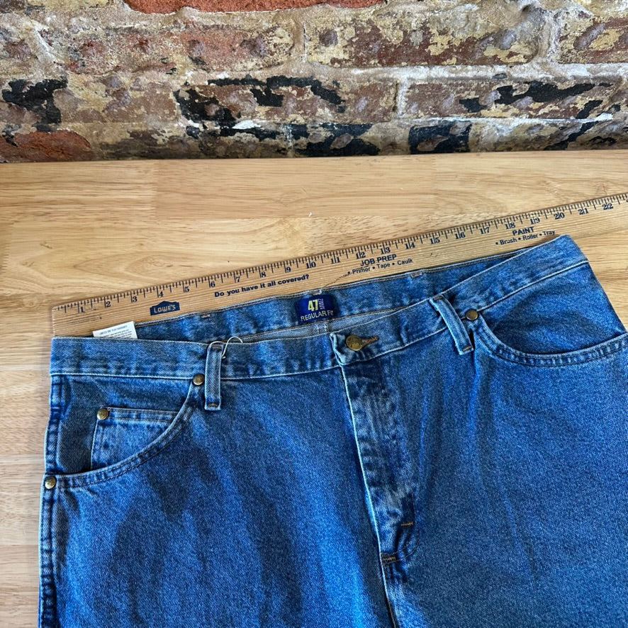 Wrangler Mens 38x32 Blue Jeans NEW