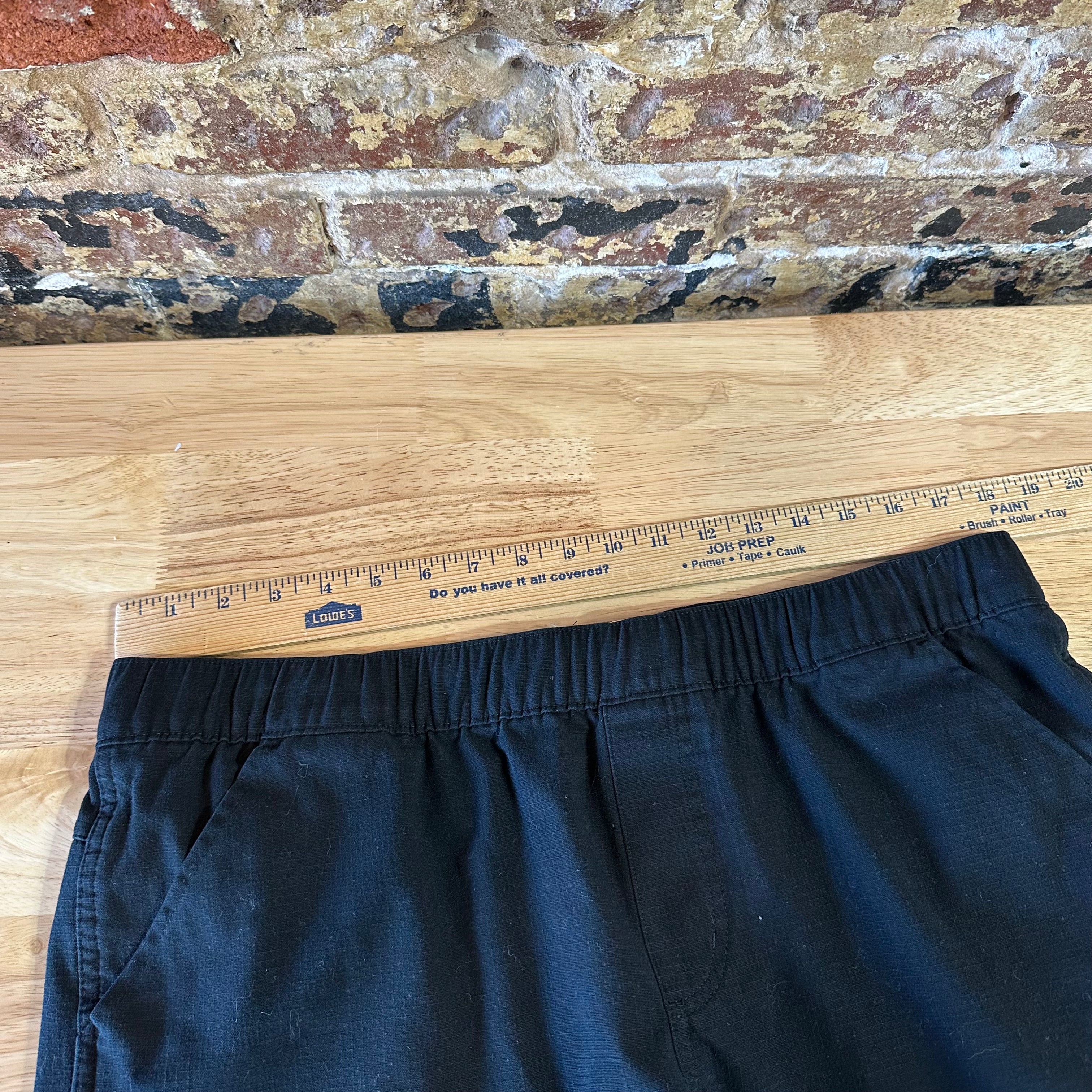 Carhartt Women's Large Shorts
