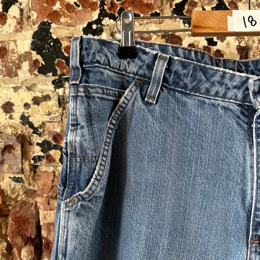 Carhartt Womens 18x30 Jeans