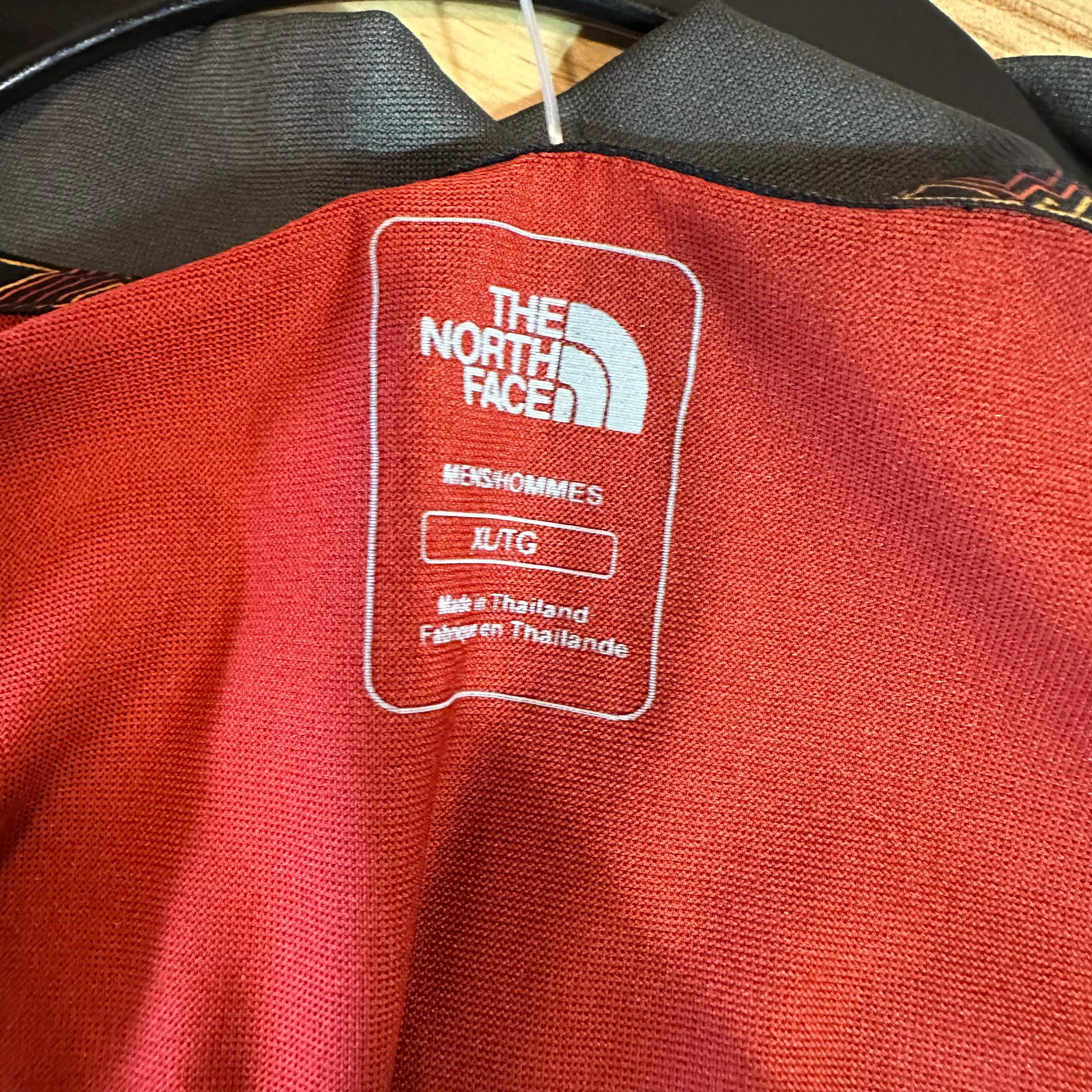 North Face Men's XL S/S Red Shirt