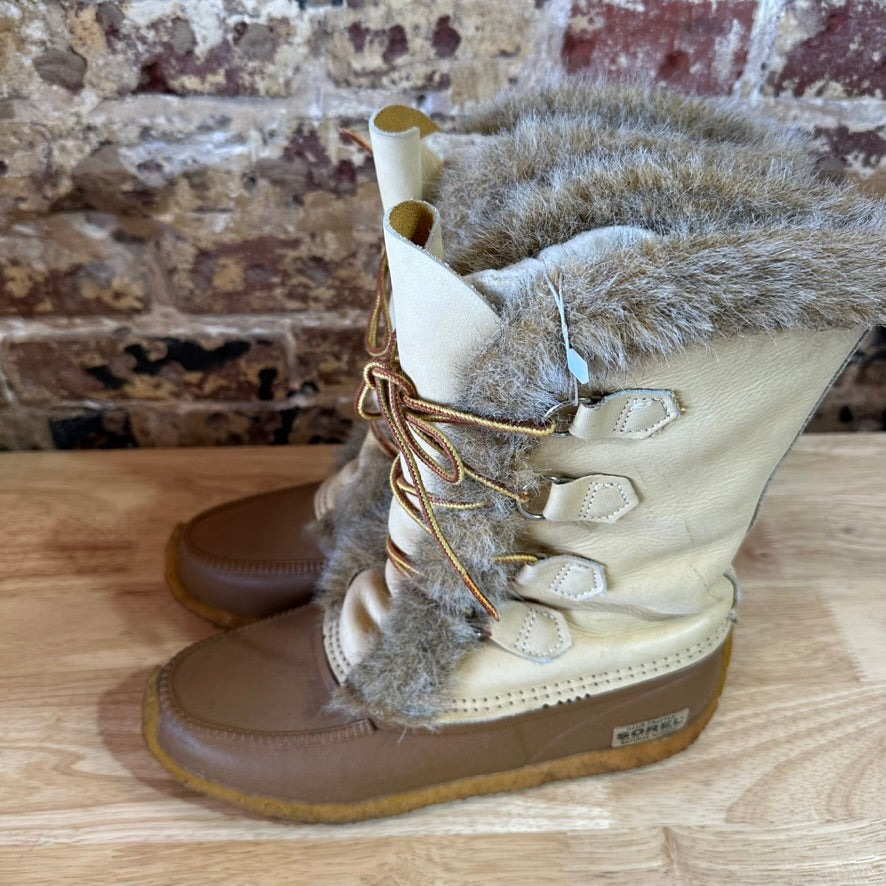 Sorel Nanook Snow Boots Woman's Winter Boot Tan Size 9