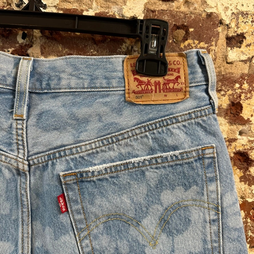 Levi's Cut Off Denim Jean Shorts Womens 32