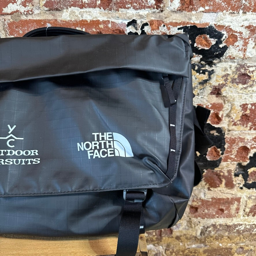 North Face Base Camp Black Messenger Bag NEW