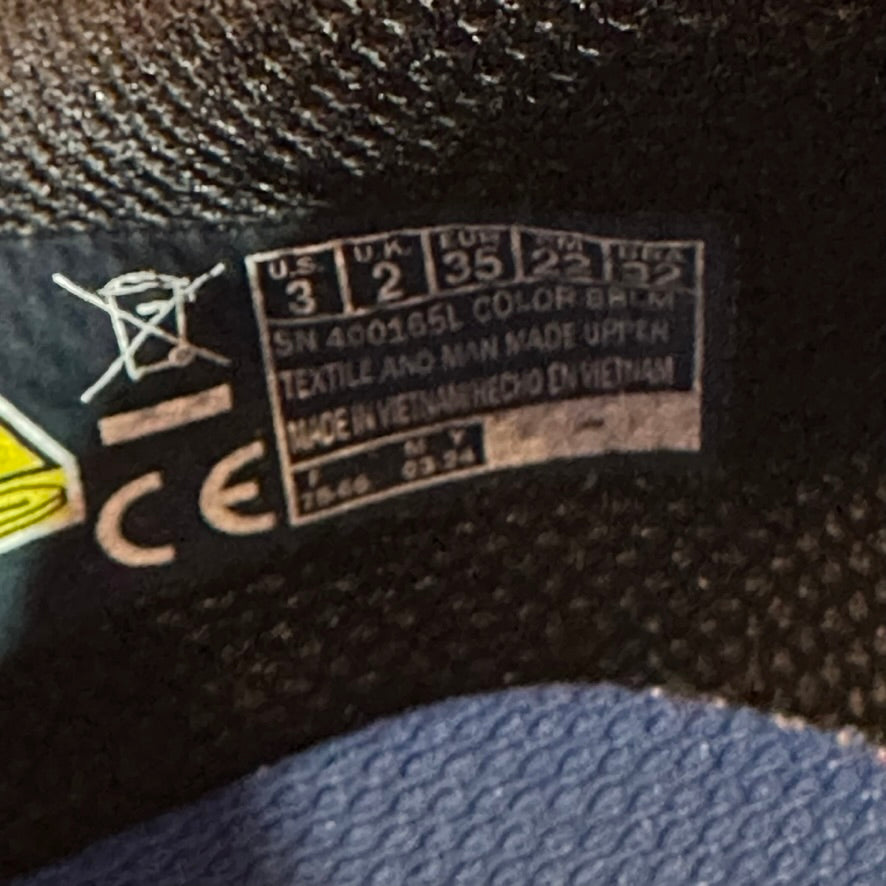 Sketchers Light Up Shoes youth 3