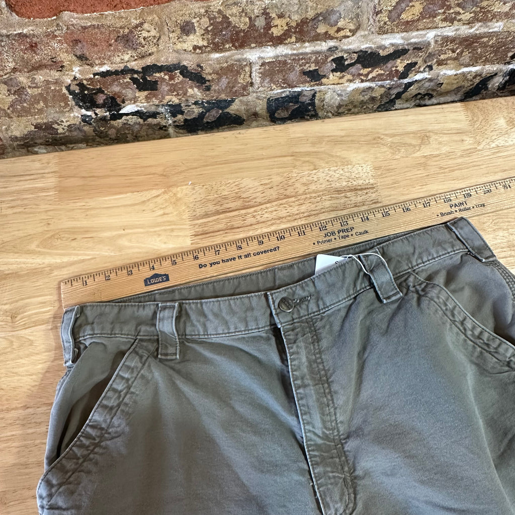 Carhartt B147 LBR Shorts Mens 38