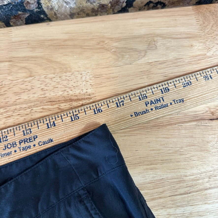 Columbia Womens 8 Black Capris