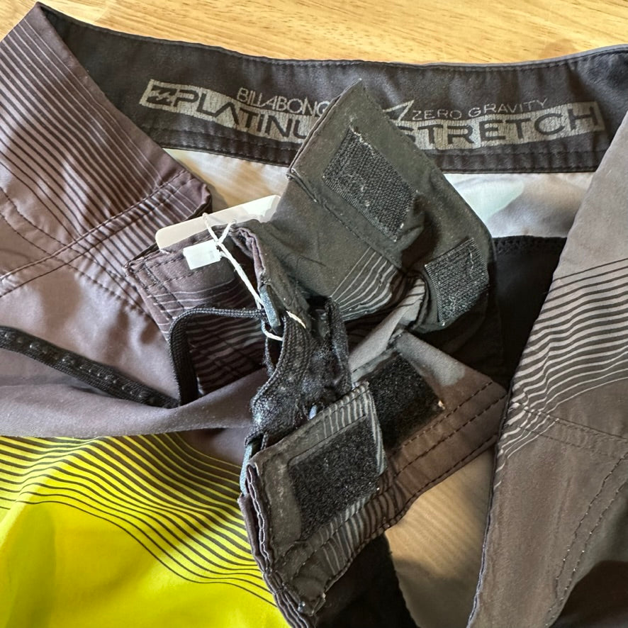 Billabong Board Shorts Mens 34