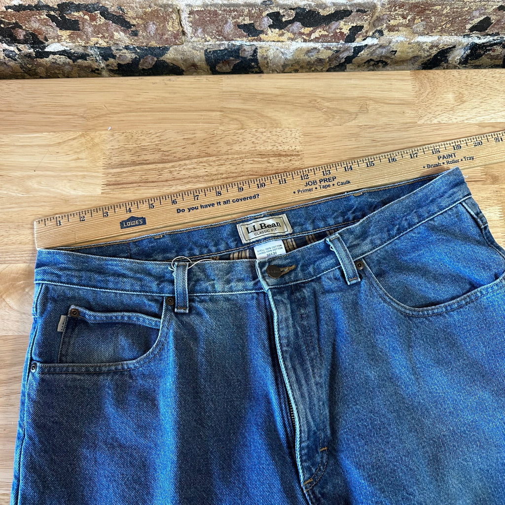 LL Bean Mens 38x30 Flannel lined Blue Jeans