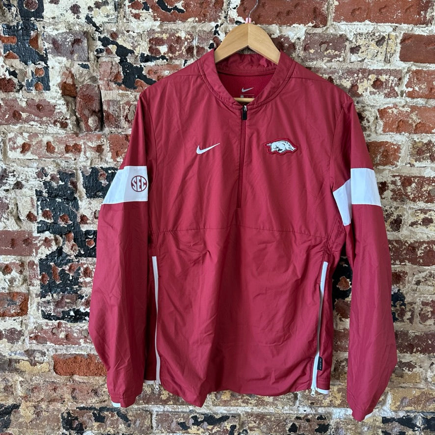 Nike Arkansas Razorbacks 1/4 Zip Sideline Pullover Jacket Mens Small Red