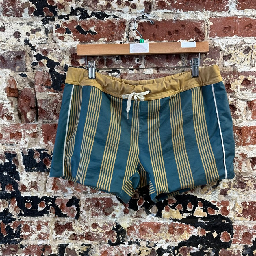 Dandy Del Mar Mens XL Shorts