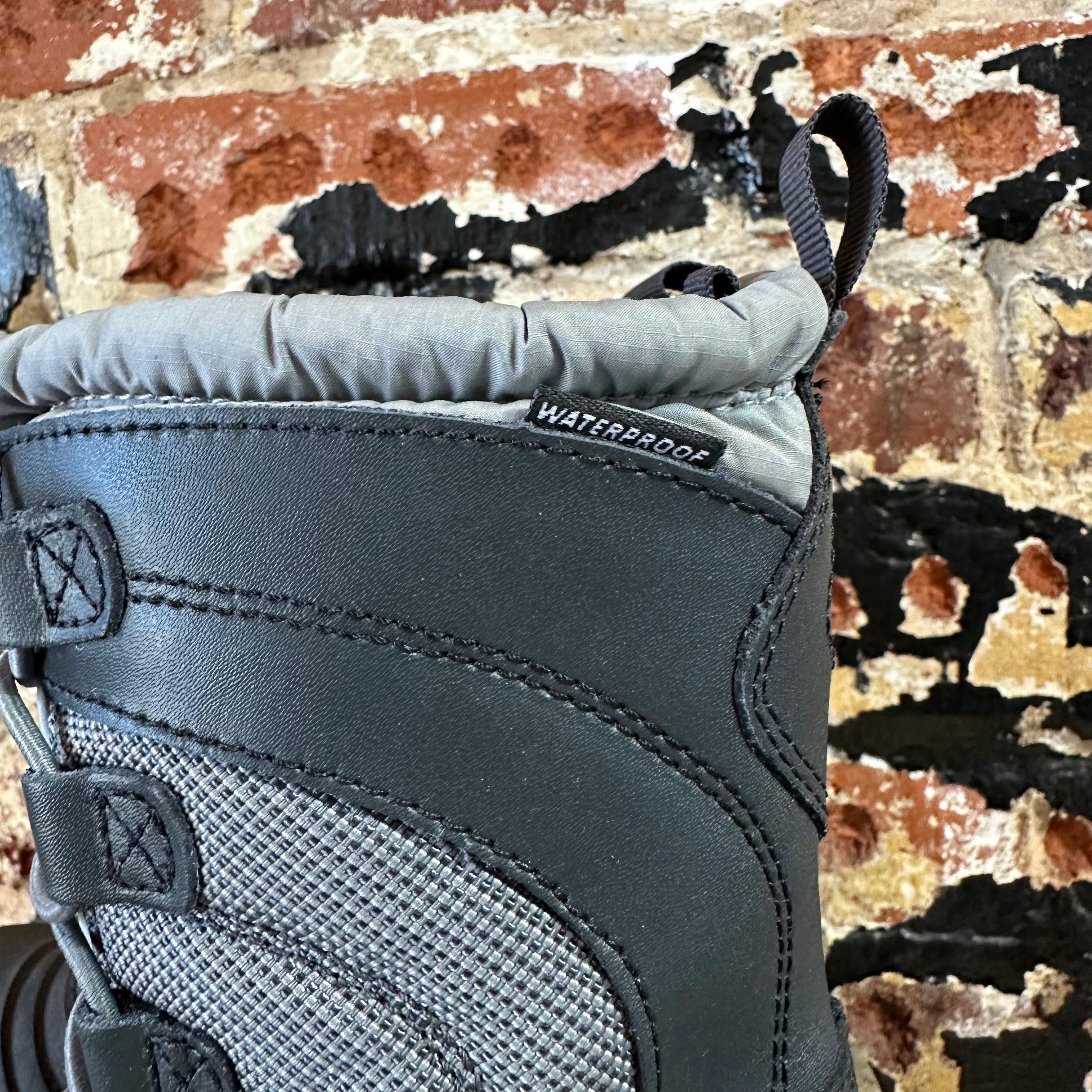 The North Face Snow Winter Boots youth 1