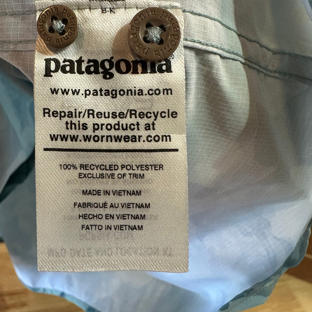 Patagonia Mens XL Long Sleeve Button Vented Blue