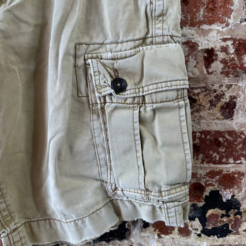 American Eagle Outfitters Classic Length Cargo Shorts Mens 33 Tan 11" inseam