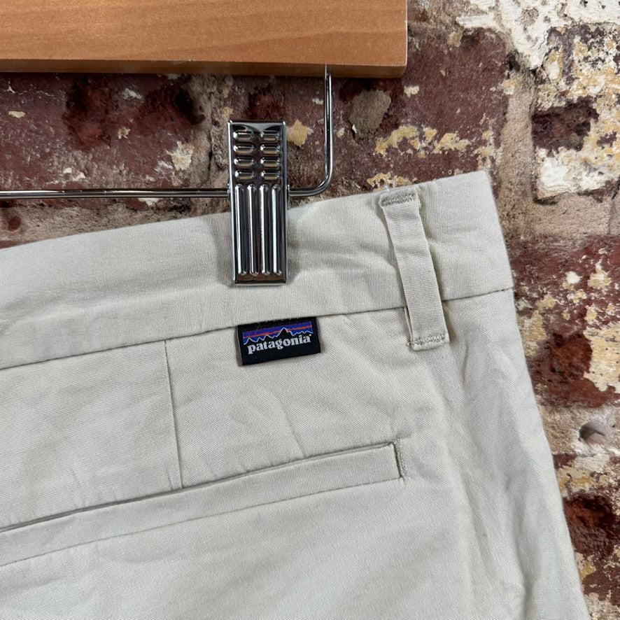 Patagonia Womens 10 Tan Shorts