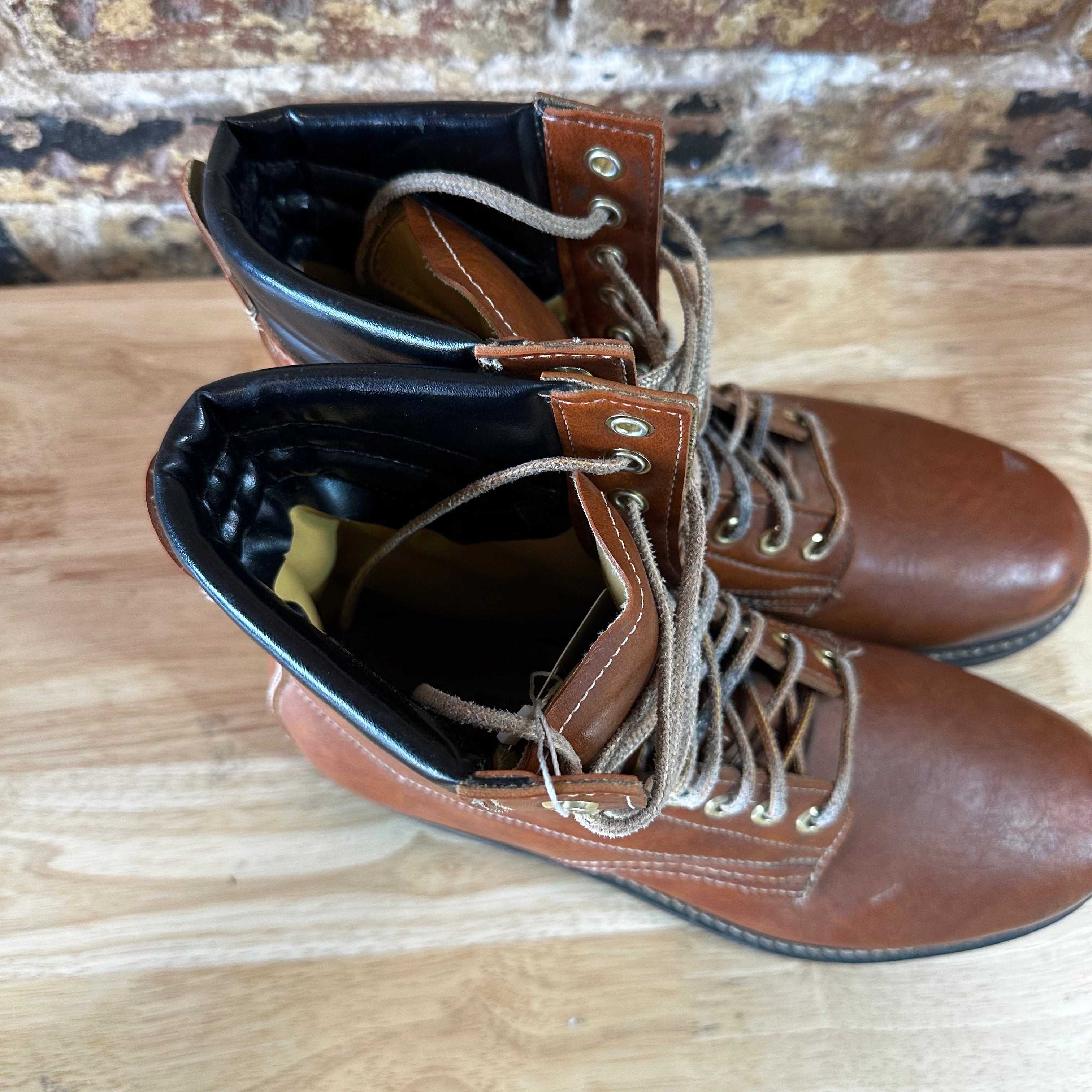 Weather Spirits Insulated Leather Rubber Outdoor/Work Lace up Boots Mens Size 12