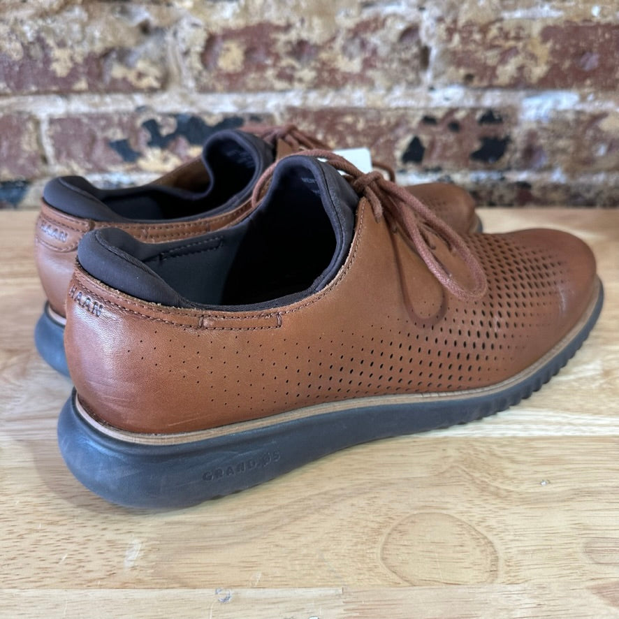 Cole Haan Mens 10 brown Shoes