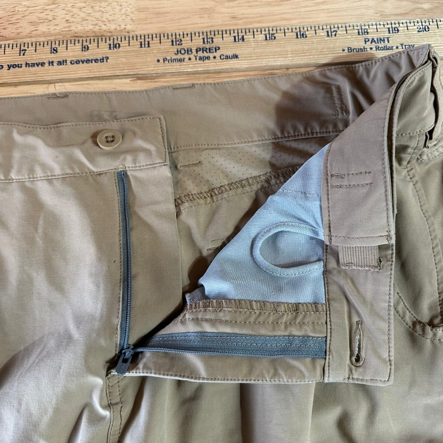 HUK Fishing Shorts Mens XL 39" waist Tan Fishing Outdoor Hiking 10" inseam
