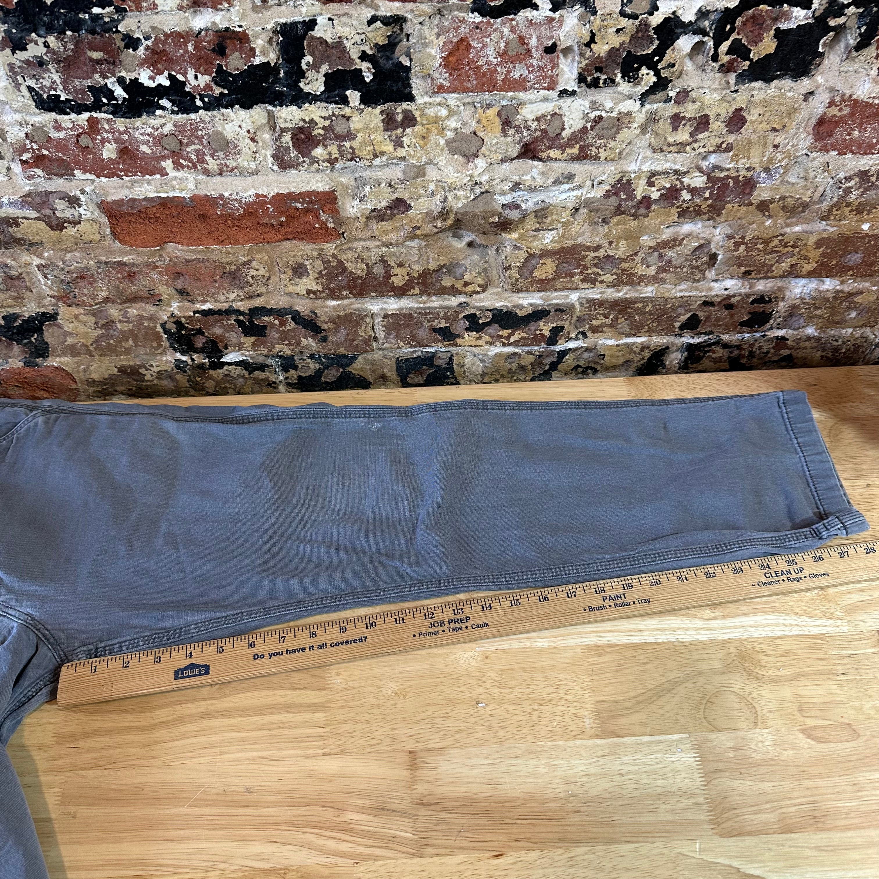 Carhartt Mens 32x30 Gray Pants