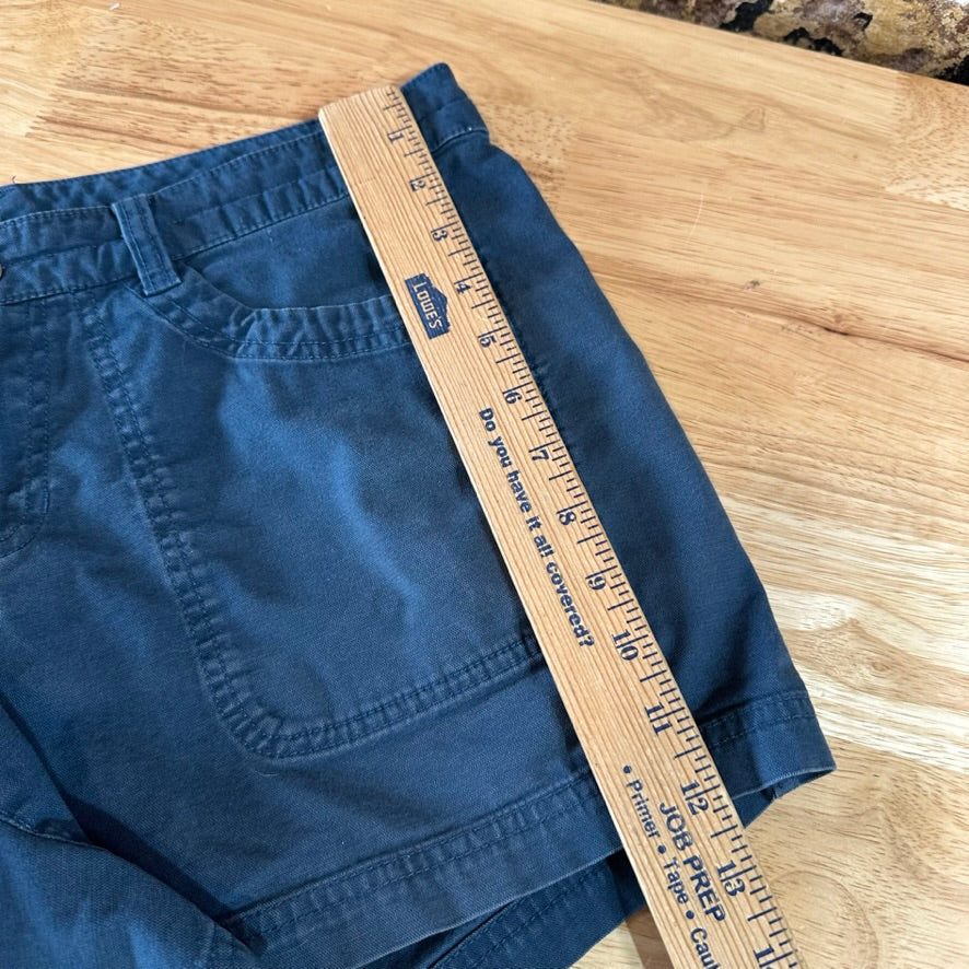 North Face Women's 6 Blue Shorts