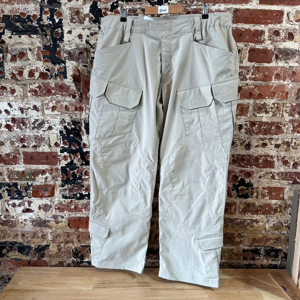 Under Armour Mens Pants Size 40x30