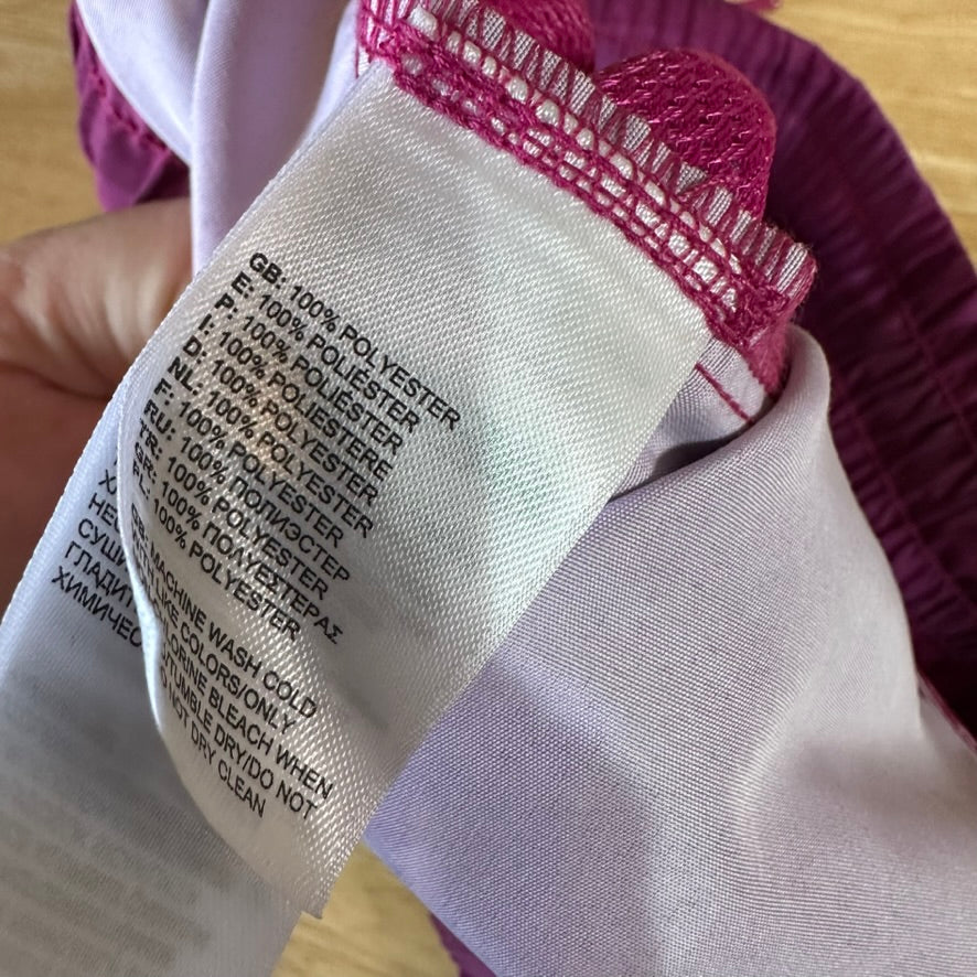 North Face Womens Medium Shorts NEW