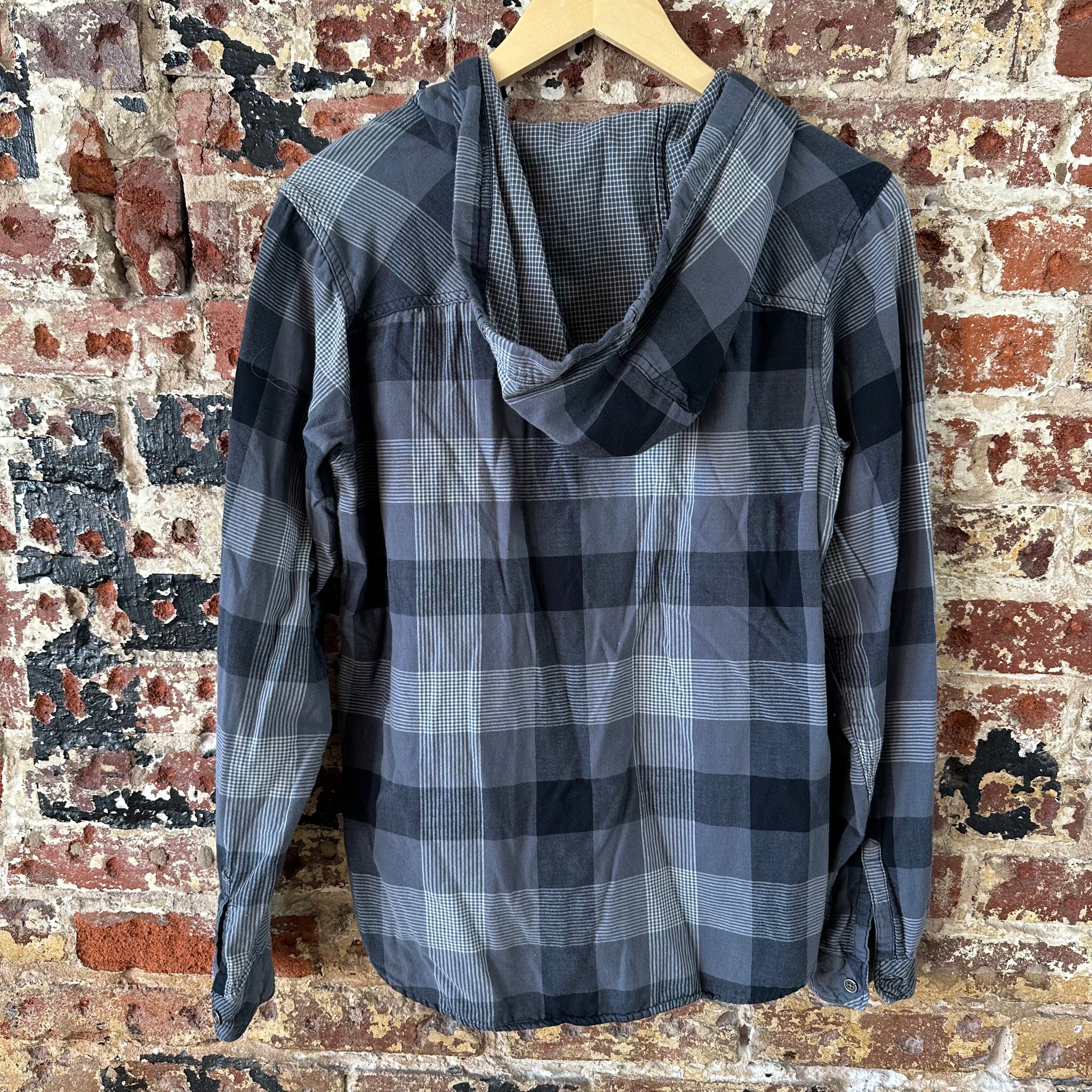 Columbia Shirt Womens Medium Long Sleeve Button Up Gray Black Hooded