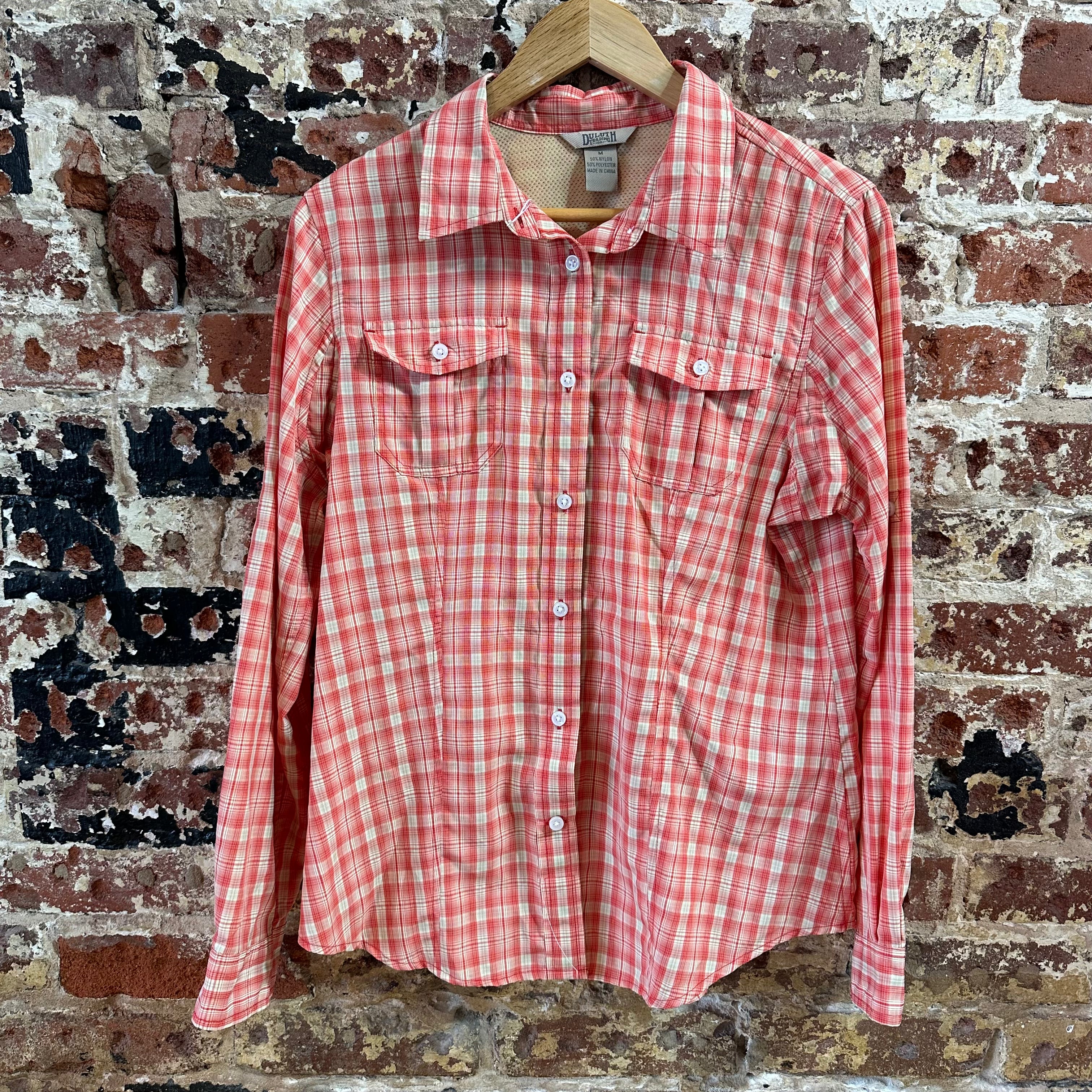 Duluth Trading Womens Medium Button Up Shirt Orange Plaid Long sleeve vented