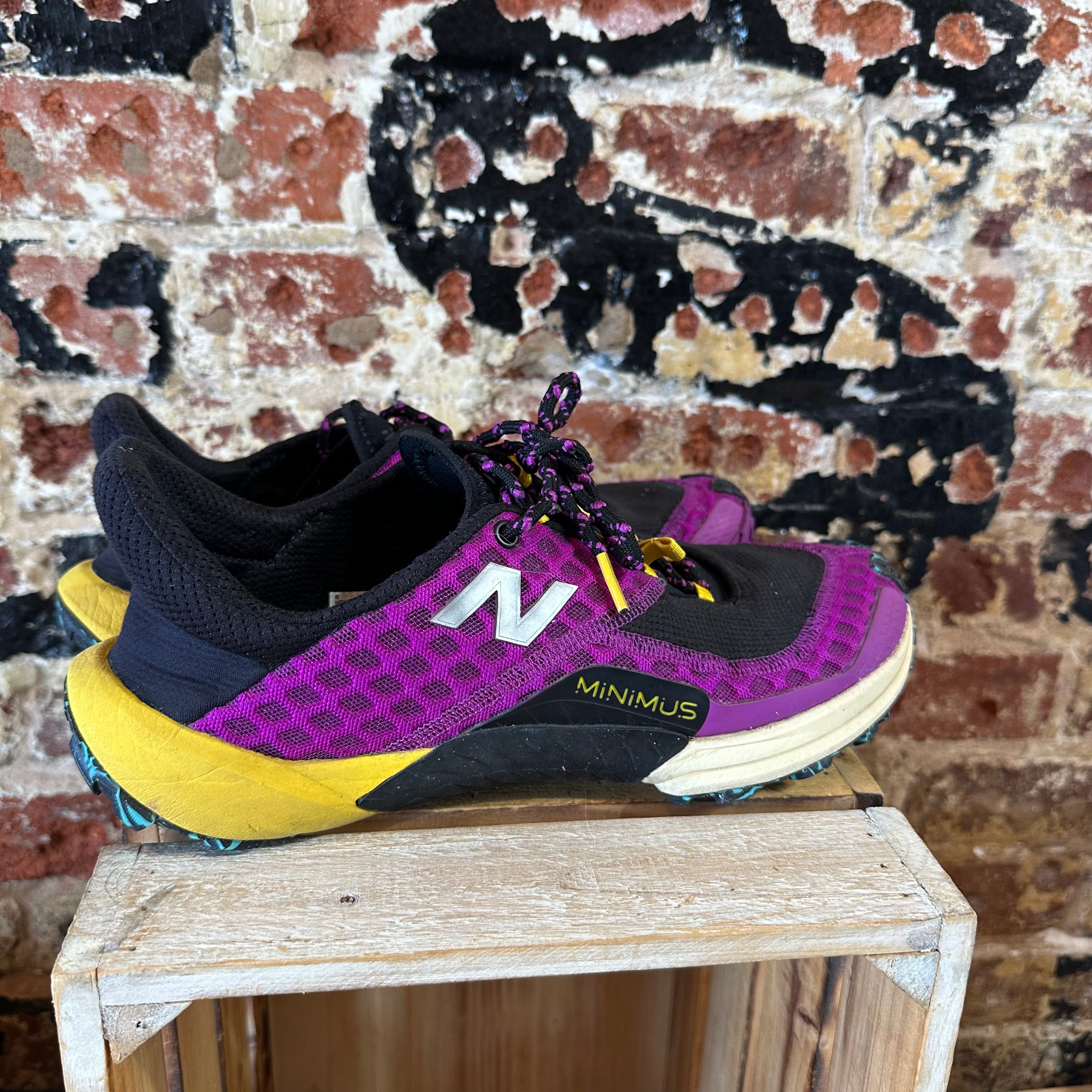 New Balance Womens 11 Shoes