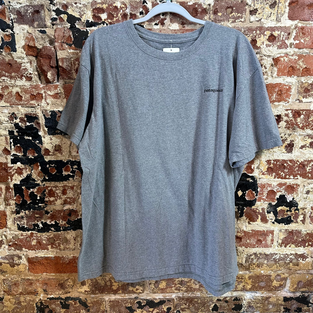 Patagonia Men's XL S/S Gray Shirt
