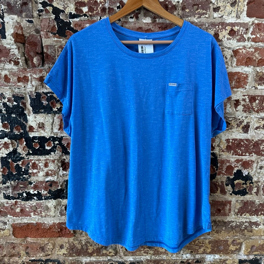 Columbia Women's 1X Short Sleeve Blue T-Shirt
