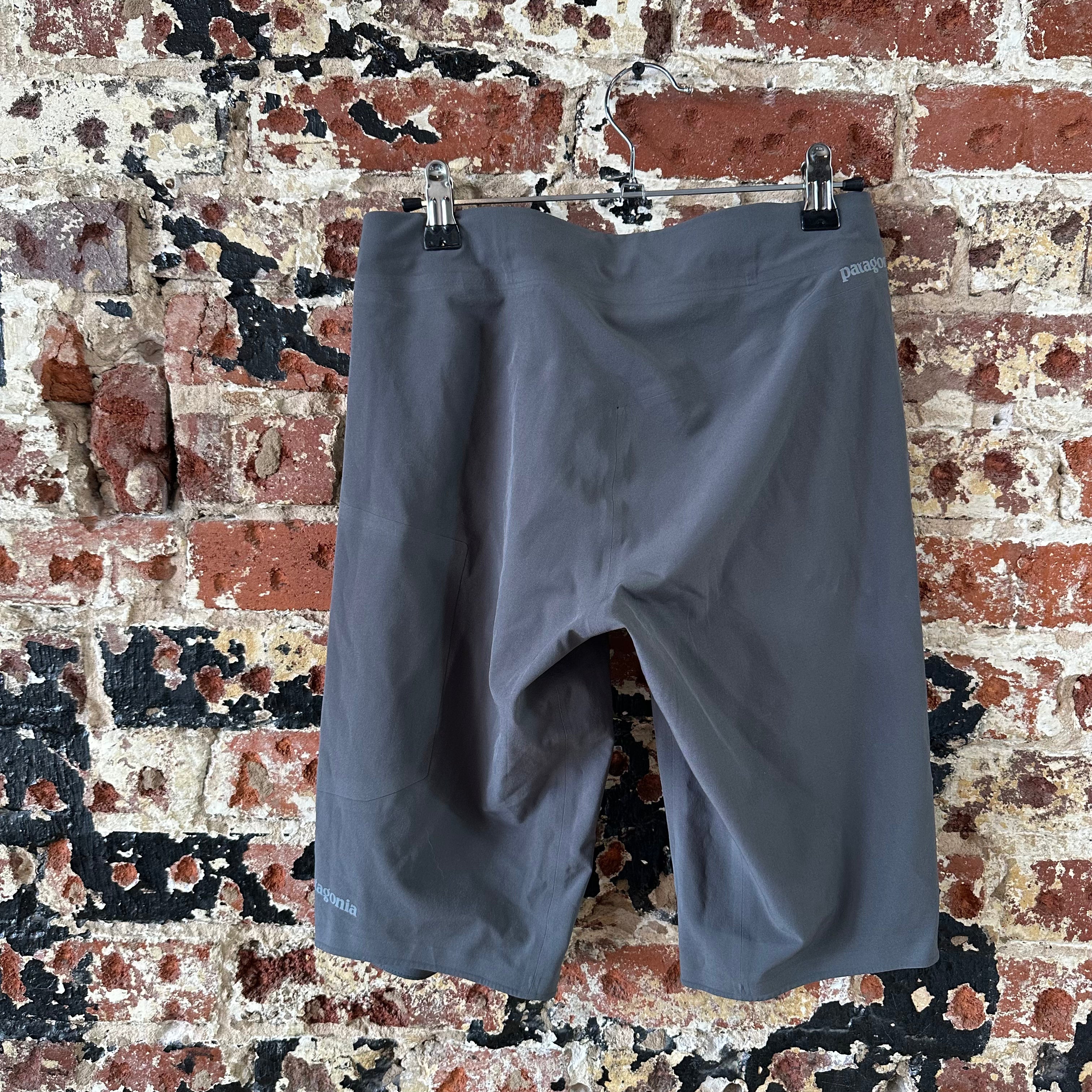 Patagonia Bike Shorts Womens 0 Gray Pull on 27x11" Lightweight