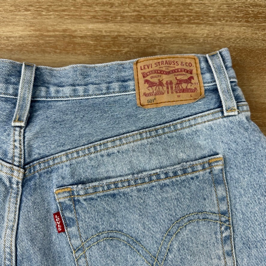 Levi's Cut Off Denim Blue Jean Shorts Womens 32 Distressed - 32x2"