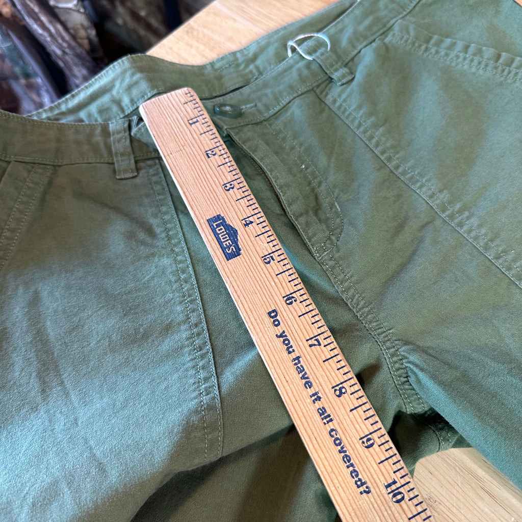 Patagonia Womens 8 Green Capris