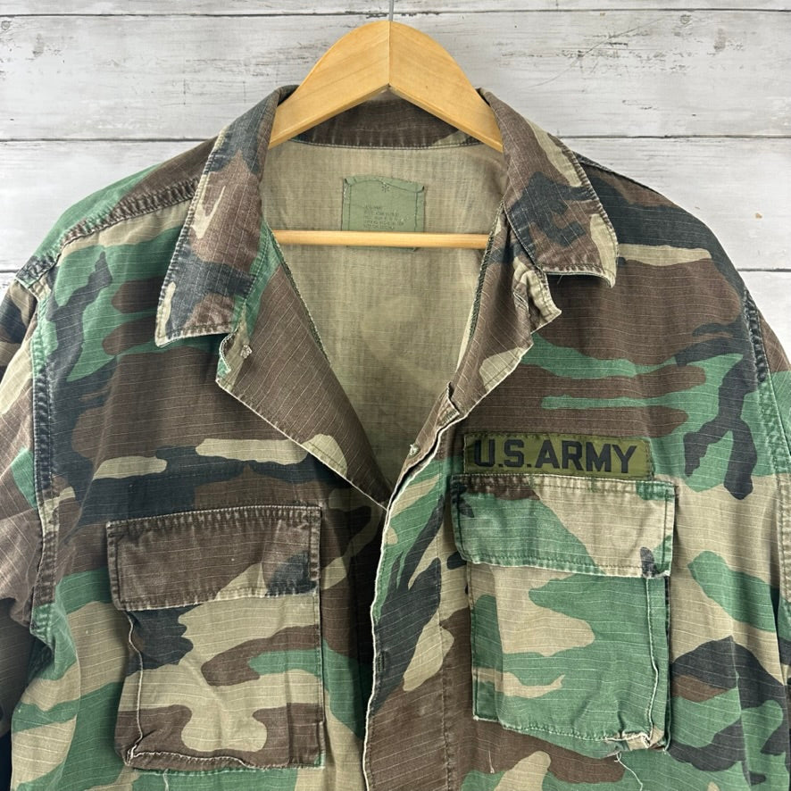 US Army Jacket Mens Large Short Woodland Combat Coat Shirt