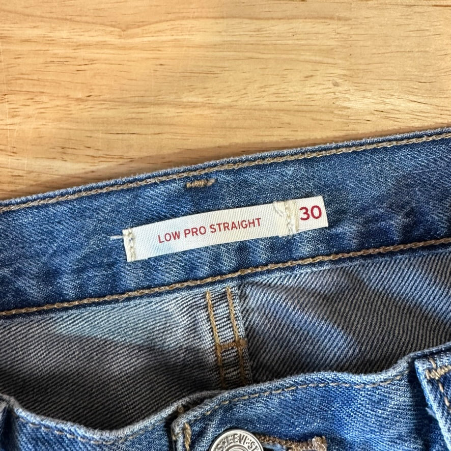 Levi's Womens 30 Low Pro Straight Jeans