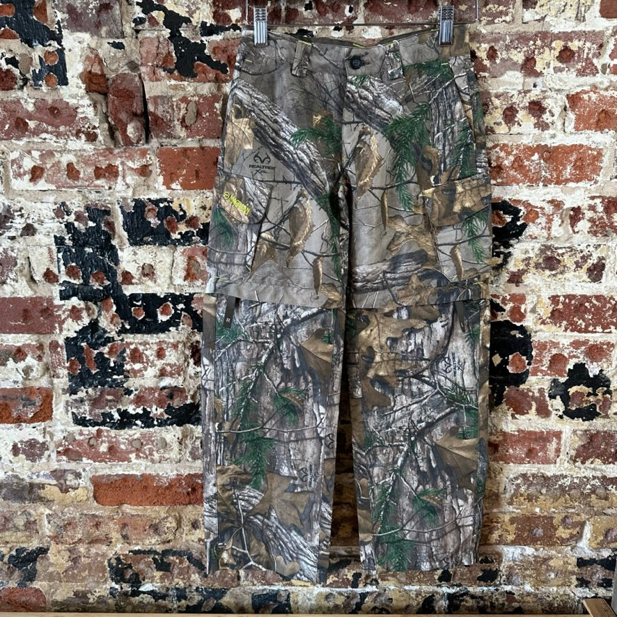 Magellan Brown Camo Pants Boys Small