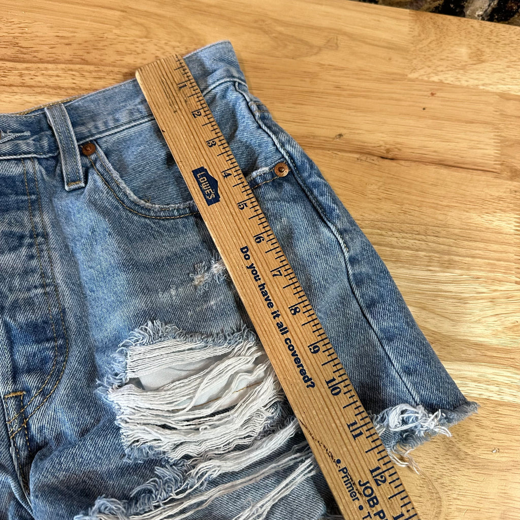 Levi's Cut Off Denim Jean Shorts Womens 30 Distressed