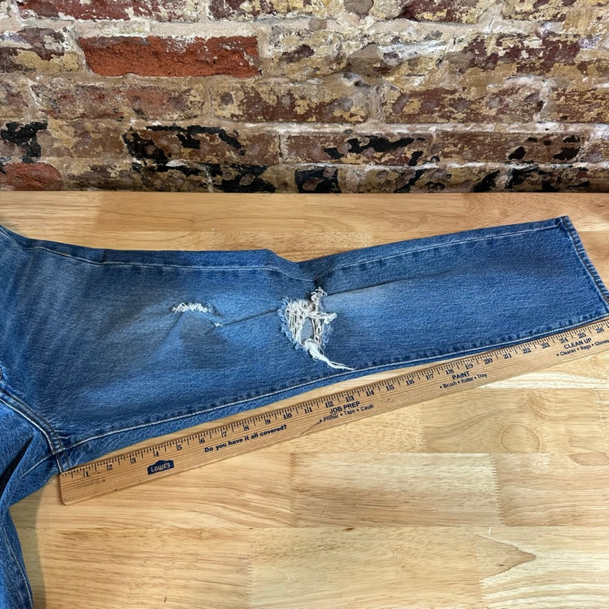 Levi's Womens 29x27 Distressed Jeans